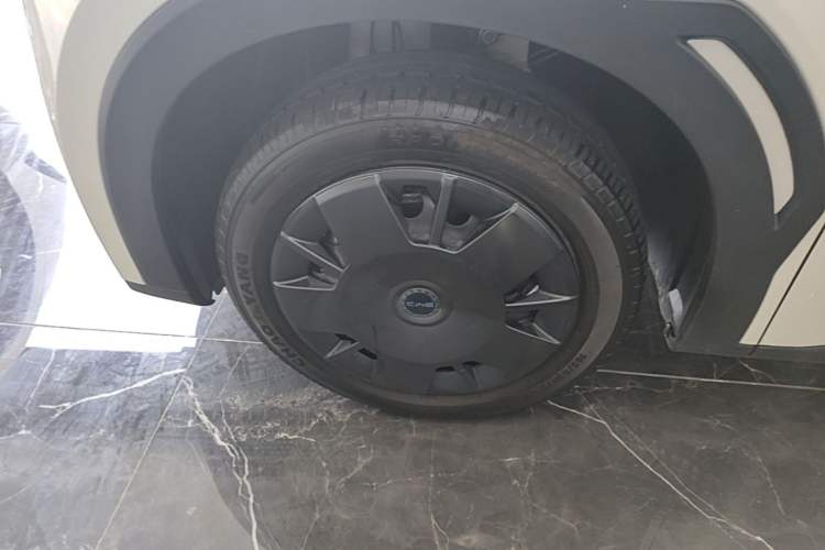 Used BYD Seagull 2025 Intelligent Driving Version 305 km Dynamic Edition Left Front Wheel Hub
