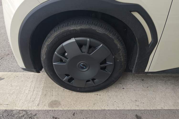 Used BYD Seagull 2025 305km Active Version Left Front Wheel Hub