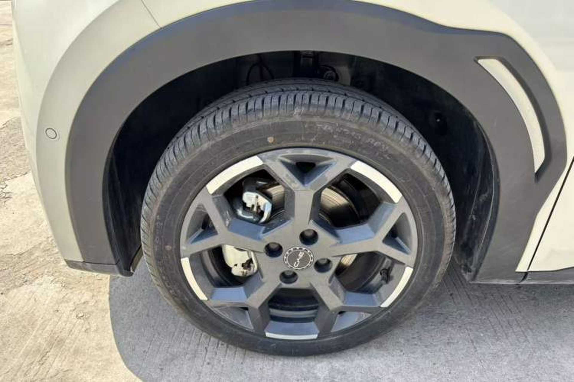 Used BYD Seagull 2025 Smart Drive Version 305 km Freedom Edition Left Front Wheel Hub
