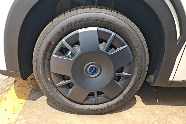 Used BYD Seagull 2025 Intelligent Driving Version 305 km Dynamic Edition Left Front Wheel Hub