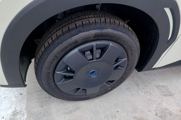 Used BYD Seagull 2025 Intelligent Driving Version 305 km Dynamic Edition Left Front Wheel Hub