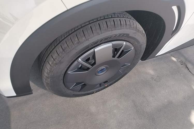 Used BYD Seagull 2025 305km Active Version Left Front Wheel Hub