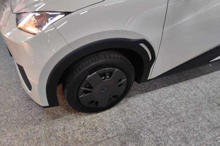 Used BYD Seagull 2025 305 km Free Version Left Front Wheel Hub