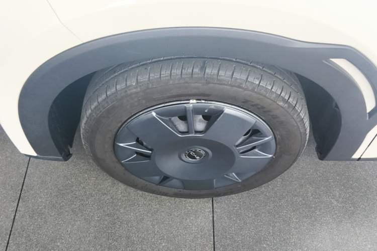 Used BYD Seagull 2025 Intelligent Driving Version 305 km Dynamic Edition Left Front Wheel Hub