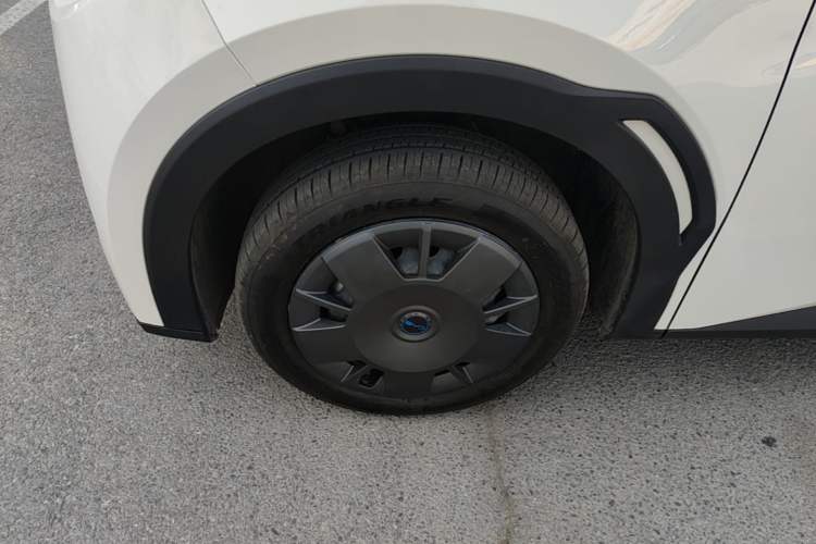 Used BYD Seagull 2025 Intelligent Driving Version 305 km Dynamic Edition Left Front Wheel Hub