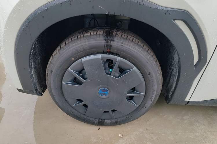 Used BYD Seagull 2025 Intelligent Driving Version 305 km Dynamic Edition Left Front Wheel Hub