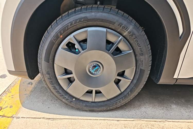 Used BYD Seagull 2025 Intelligent Driving Version 305 km Dynamic Edition Left Front Wheel Hub