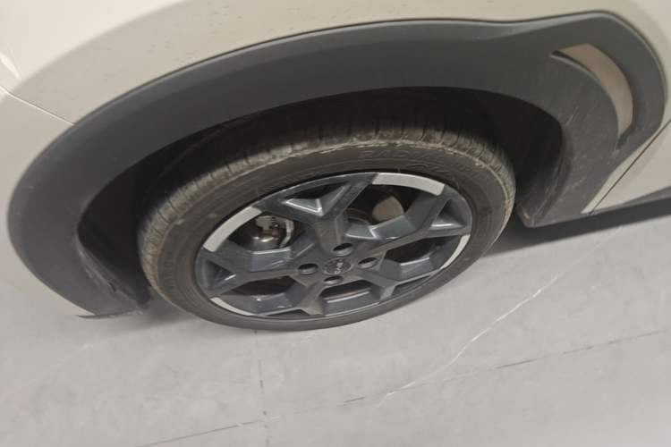 Used BYD Seagull 2025 405 km Flying Edition Left Front Wheel Hub