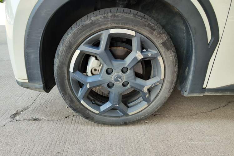 Used BYD Seagull 2025 305 km Free Version Left Front Wheel Hub
