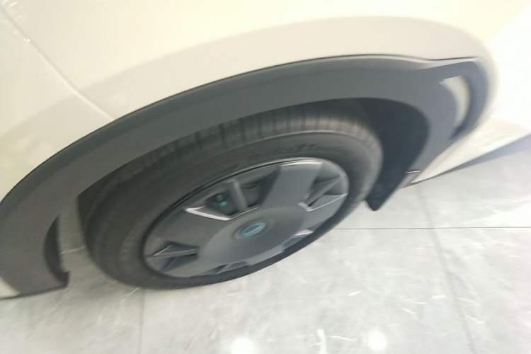Used BYD Seagull 2025 305km Active Version Left Front Wheel Hub
