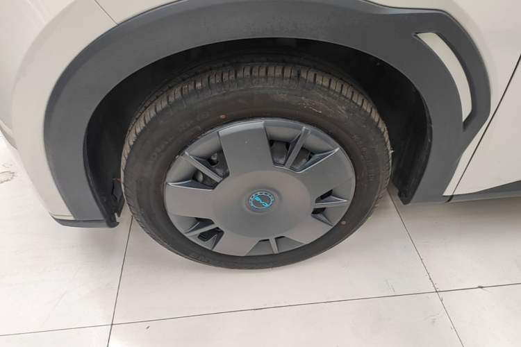 Used BYD Seagull 2025 305km Active Version Left Front Wheel Hub