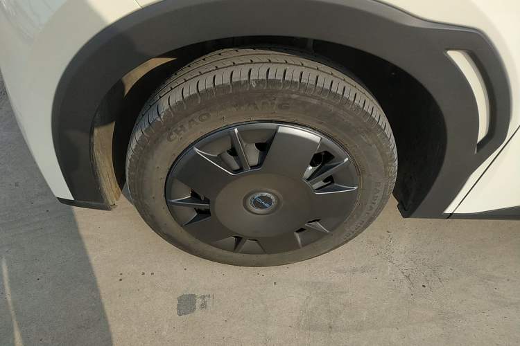 Used BYD Seagull 2025 Intelligent Driving Version 305 km Dynamic Edition Left Front Wheel Hub