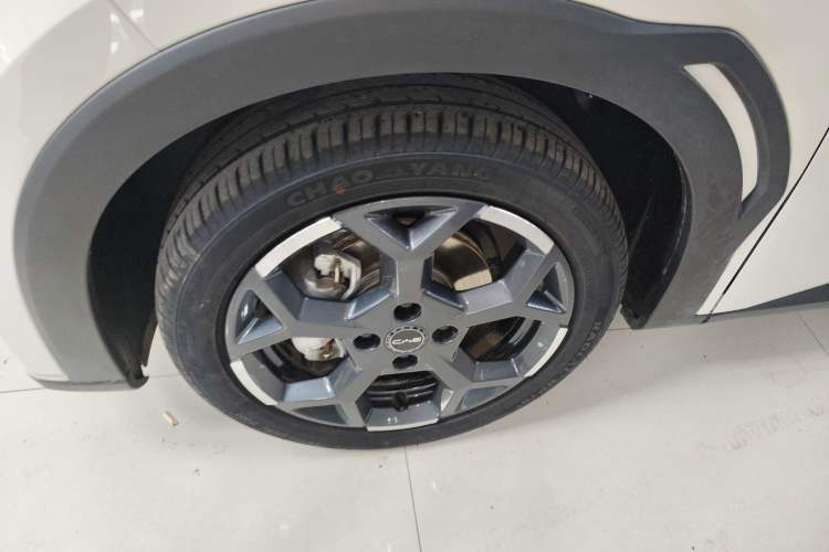 Used BYD Seagull 2025 305 km Free Version Left Front Wheel Hub