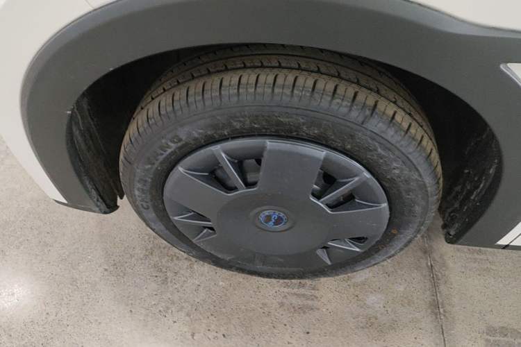 Used BYD Seagull 2025 Intelligent Driving Version 305 km Dynamic Edition Left Front Wheel Hub