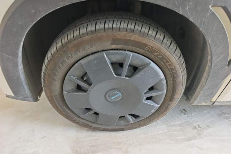 Used BYD Seagull 2025 Intelligent Driving Version 305 km Dynamic Edition Left Front Wheel Hub