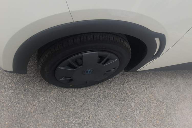 Used BYD Seagull 2025 Intelligent Driving Version 305 km Dynamic Edition Left Front Wheel Hub