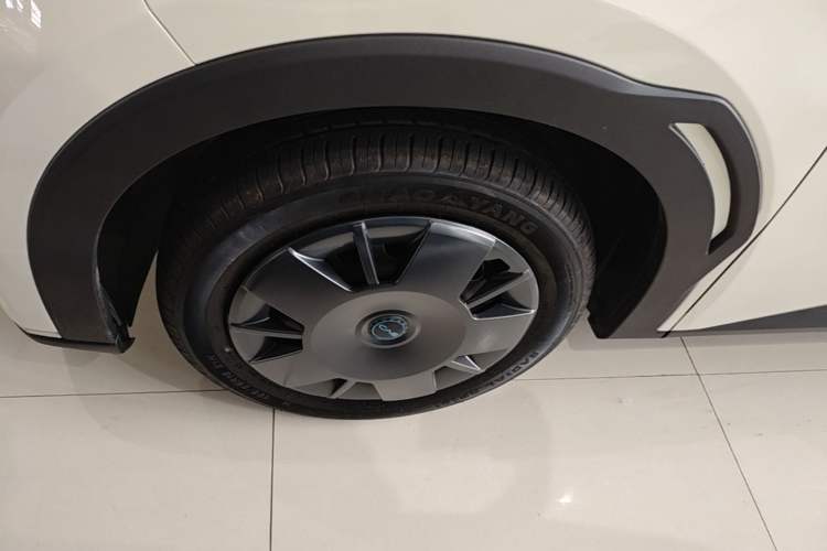 Used BYD Seagull 2025 305km Active Version Left Front Wheel Hub