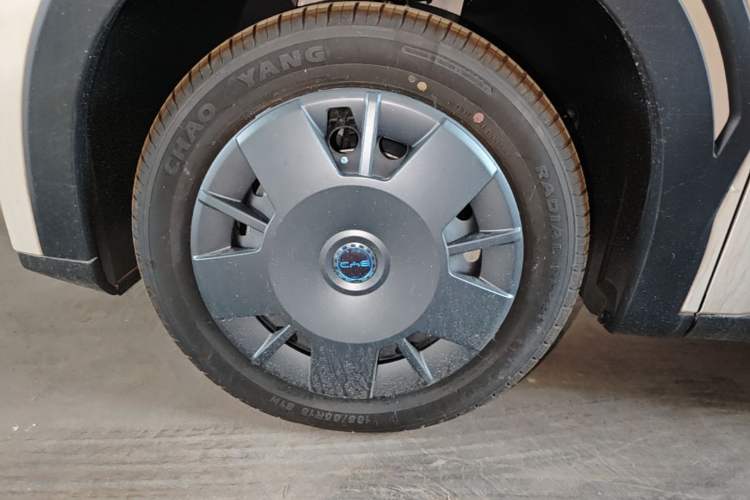 Used BYD Seagull 2025 Intelligent Driving Version 305 km Dynamic Edition Left Front Wheel Hub