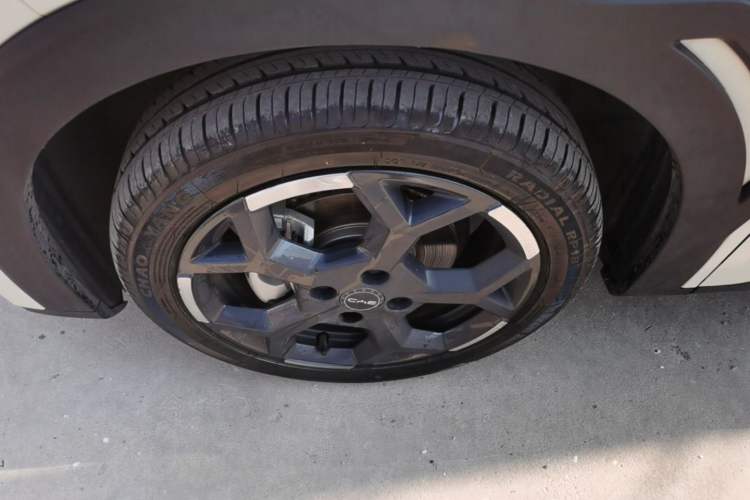 Used BYD Seagull 2025 Intelligent Driving Version 405 km Flying Edition Left Front Wheel Hub