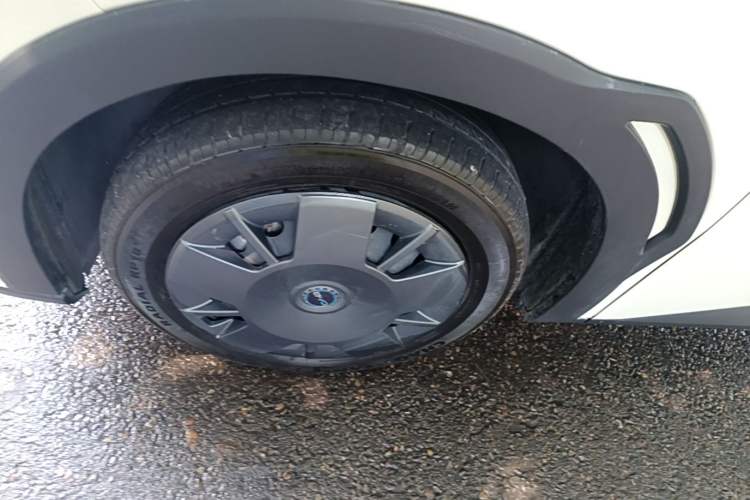 Used BYD Seagull 2025 305km Active Version Left Front Wheel Hub