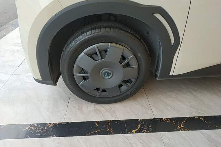 Used BYD Seagull 2025 305km Active Version Left Front Wheel Hub
