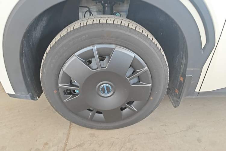 Used BYD Seagull 2025 Intelligent Driving Version 305 km Dynamic Edition Left Front Wheel Hub