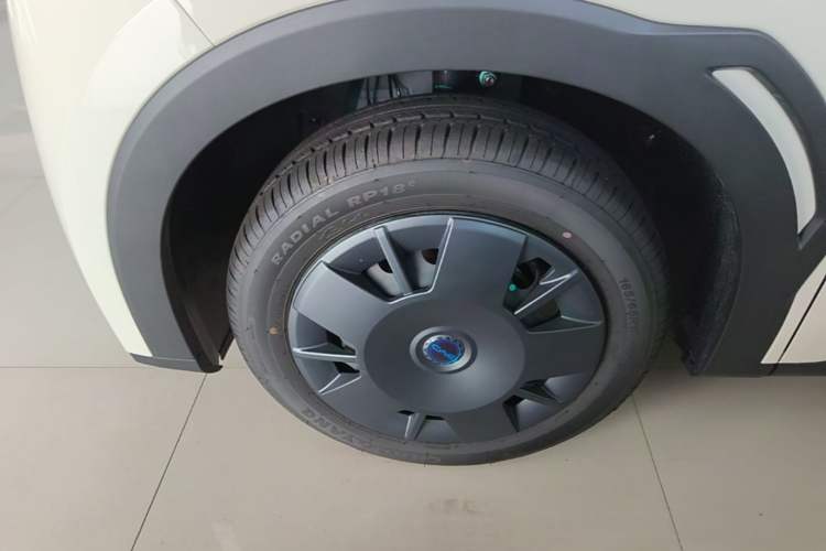 Used BYD Seagull 2025 Intelligent Driving Version 305 km Dynamic Edition Left Front Wheel Hub