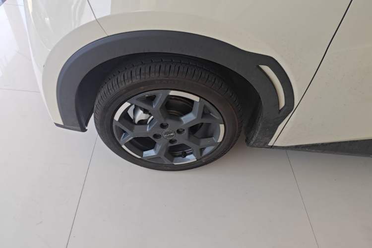 Used BYD Seagull 2025 Model Smart Drive Version 405km Free-Spirited Version Left Front Wheel Hub