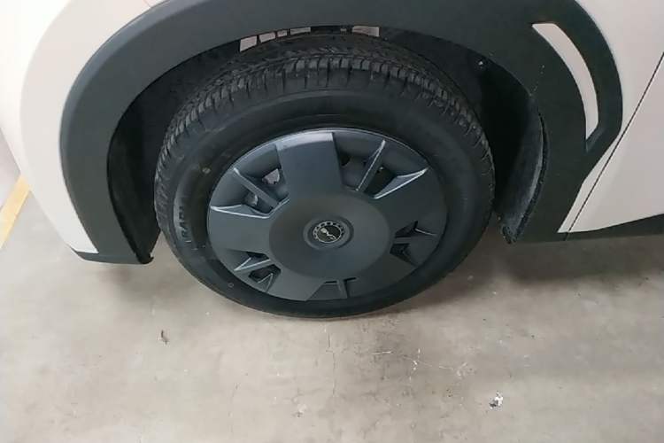 Used BYD Seagull 2025 305km Active Version Left Front Wheel Hub