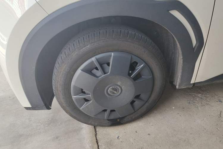 Used BYD Seagull 2025 Intelligent Driving Version 305 km Dynamic Edition Left Front Wheel Hub