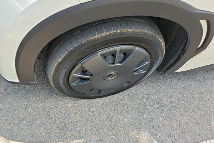 Used BYD Seagull 2025 305km Active Version Left Front Wheel Hub
