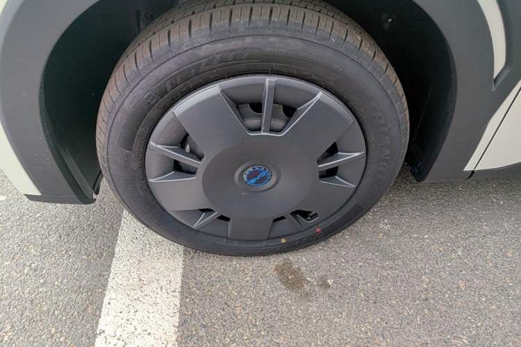 Used BYD Seagull 2025 Intelligent Driving Version 305 km Dynamic Edition Left Front Wheel Hub
