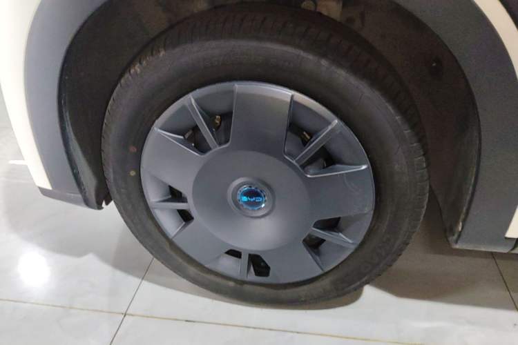 Used BYD Seagull 2025 Intelligent Driving Version 305 km Dynamic Edition Left Front Wheel Hub