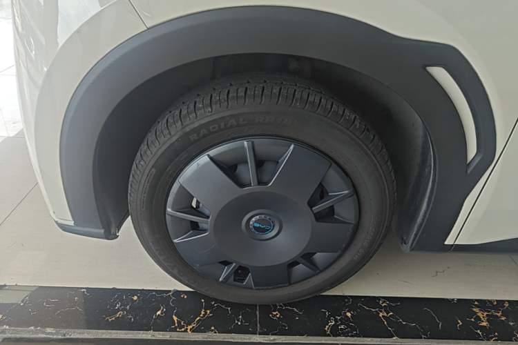 Used BYD Seagull 2025 305km Active Version Left Front Wheel Hub