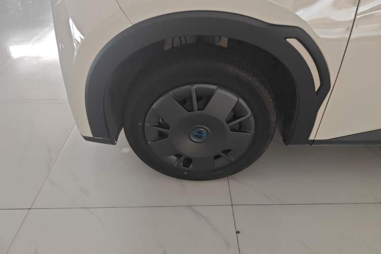 Used BYD Seagull 2025 Intelligent Driving Version 305 km Dynamic Edition Left Front Wheel Hub
