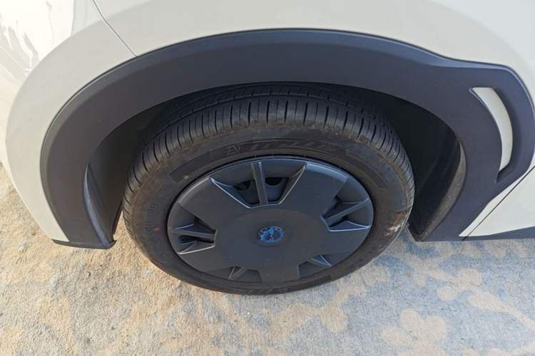 Used BYD Seagull 2025 Intelligent Driving Version 305 km Dynamic Edition Left Front Wheel Hub