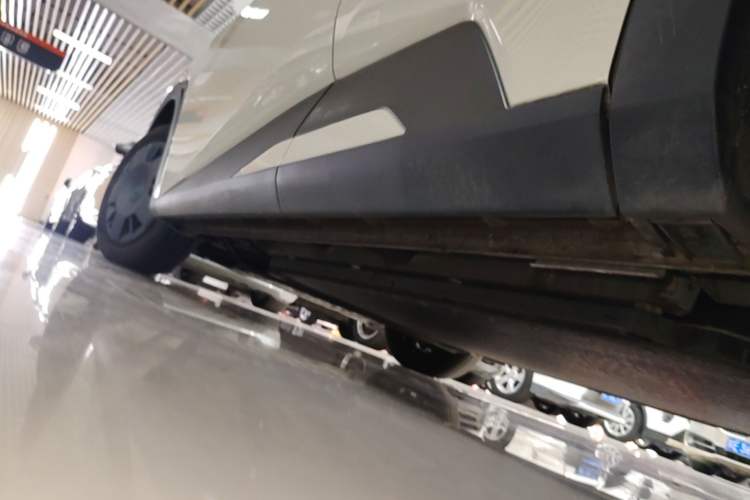 Used BYD Seagull 2025 305km Active Version Left Side Sill