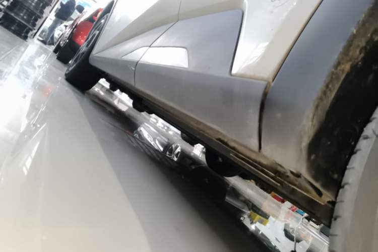 Used BYD Seagull 2025 305 km Free Version Left Side Sill