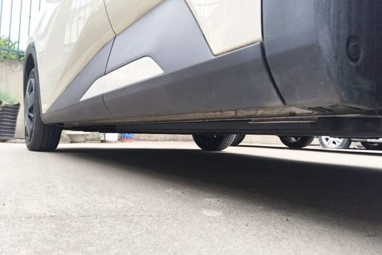Used BYD Seagull 2025 305km Active Version Left Side Sill