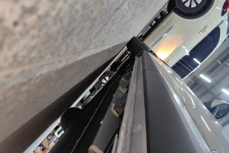 Used BYD Seagull 2025 305 km Free Version Left Side Sill
