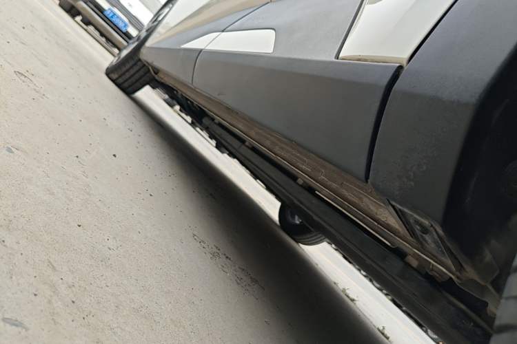 Used BYD Seagull 2025 305 km Free Version Left Side Sill