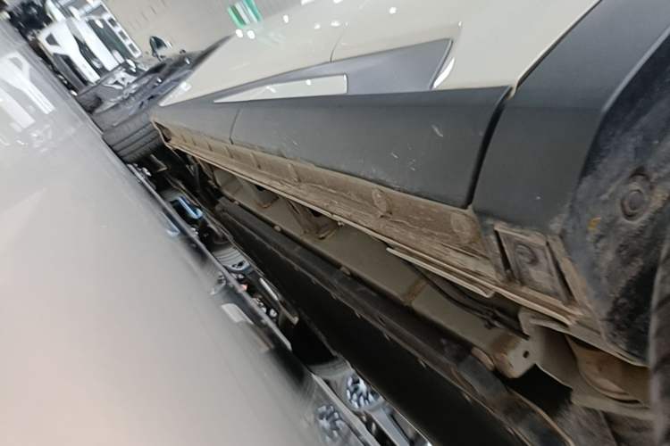 Used BYD Seagull 2025 305km Active Version Left Side Sill