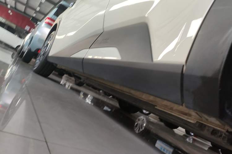Used BYD Seagull 2025 Smart Drive Version 305 km Freedom Edition Left Side Sill