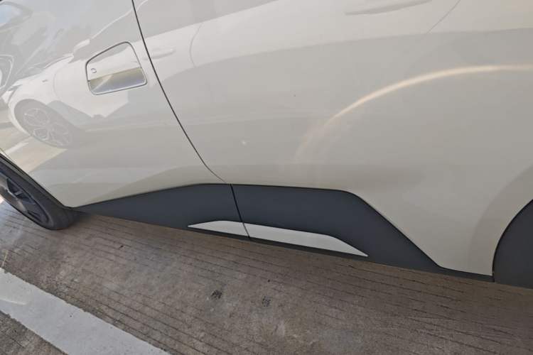 Used BYD Seagull 2025 Intelligent Driving Version 305 km Dynamic Edition Left Side Sill