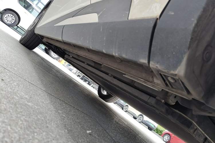 Used BYD Seagull 2025 305 km Free Version Left Side Sill