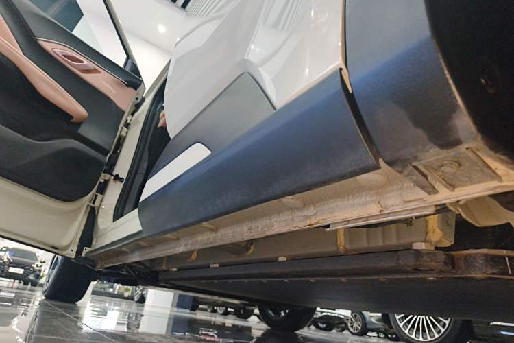 Used BYD Seagull 2025 305 km Free Version Left Side Sill