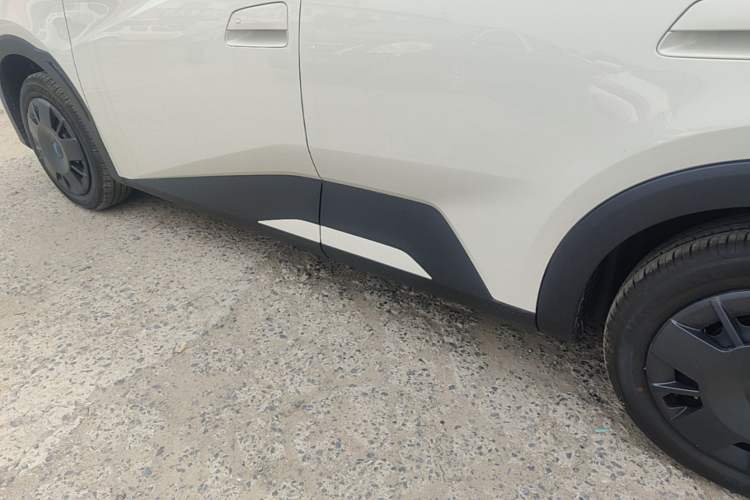 Used BYD Seagull 2025 Intelligent Driving Version 305 km Dynamic Edition Left Side Sill
