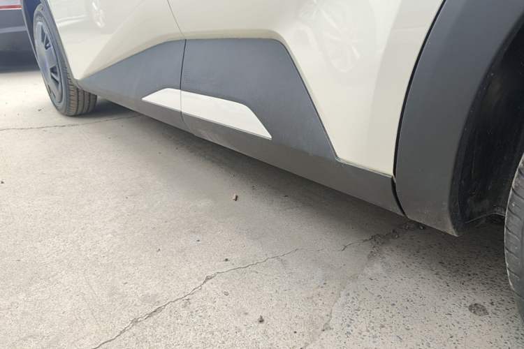 Used BYD Seagull 2025 Intelligent Driving Version 305 km Dynamic Edition Left Side Sill