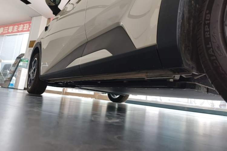 Used BYD Seagull 2025 Smart Drive Version 305 km Freedom Edition Left Side Sill
