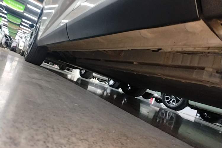 Used BYD Seagull 2025 305 km Free Version Left Side Sill